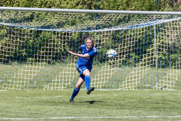 Bild 137 - F TSV Zarpen - Holstein Kiel II : Ergebnis: 2:6
